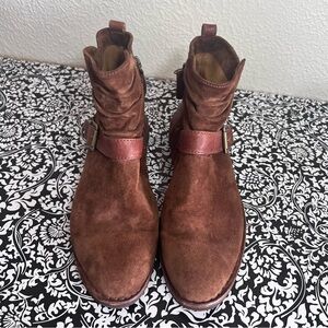 Trask Naomi Suede Brown Ankle Boots Low Cut Booties Buckle Leather Comfy size 7